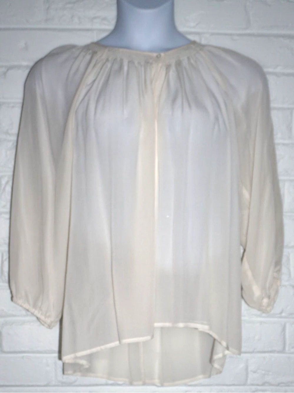 Victoria's Secret Cream 100% Silk Button Up Top Size: XL Poet Blouse Oversized